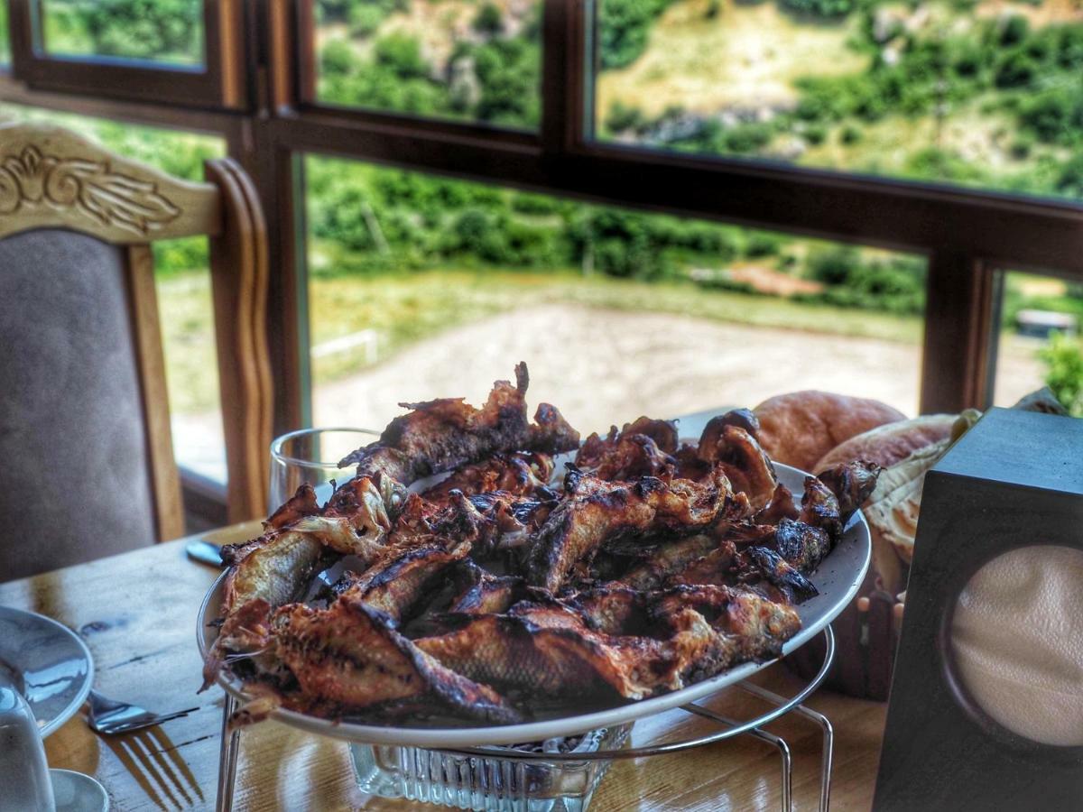 Kirch Hotel & Restaurant Goris Exterior photo